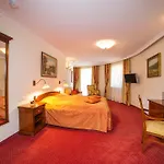 Отель Kaiserhof Superior