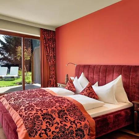 Kaiserhof Superior Hotel