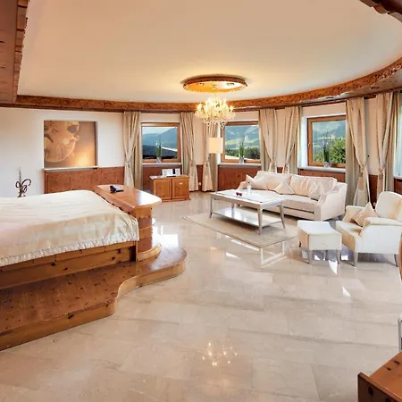 Hotel Kaiserhof Superior 5*