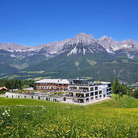 Kaiserhof Superior Hotel 5*