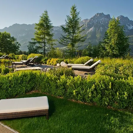 Kaiserhof Superior Hotel 5*