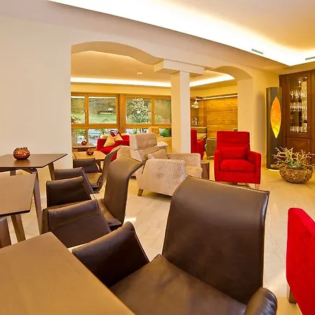Kaiserhof Superior Hotel