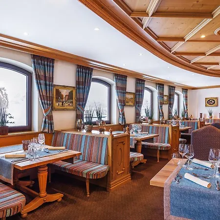 ホテル カイザーホフスペリオール エルマウ